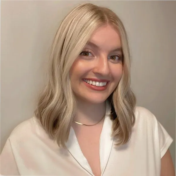 Sophiya Carter, DTC Brand Owner